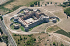 img03